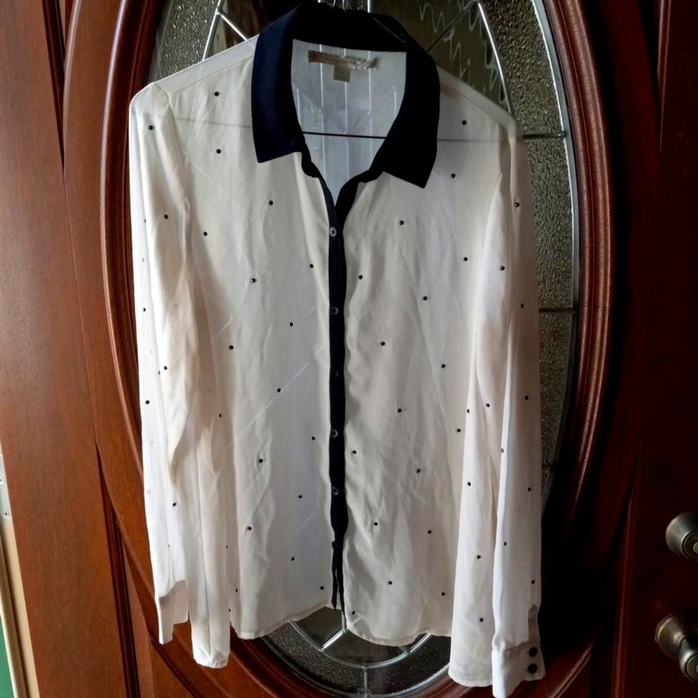 Lauren Conrad White Sheer Button-down Blouse Size M
